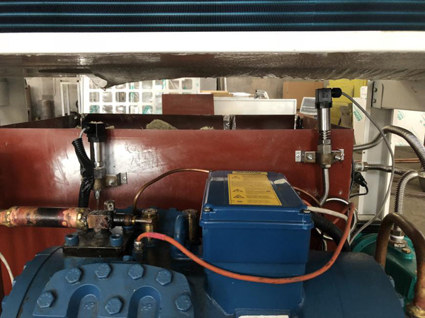 二氧化碳?xì)怏w壓縮系統(tǒng)現(xiàn)場圖